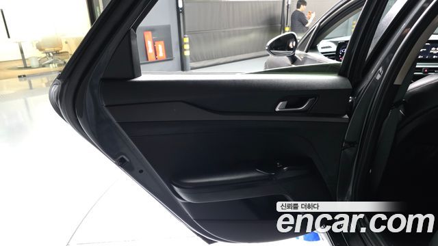 Kia K5 (III) 2.0 Prestige 2021 — фото 25