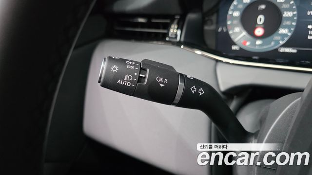 Land Rover Range Rover Evoque (II) P250 Dynamic SE 2025 — фото 27