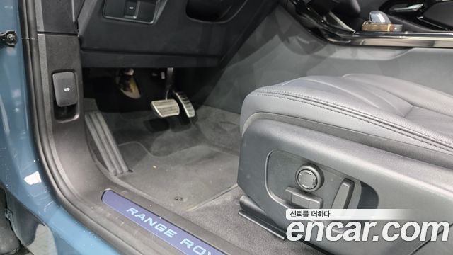 Land Rover Range Rover Evoque (II) P250 Dynamic SE 2025 — фото 30