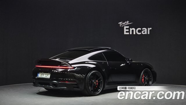 Porsche 911 (992) Carrera 4 GTS 2023 — фото 2