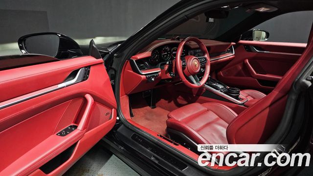 Porsche 911 (992) Carrera 4 GTS 2023 — фото 10