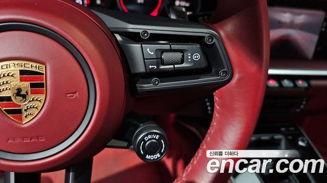 Porsche 911 (992) Carrera 4 GTS 2023 — фото 38