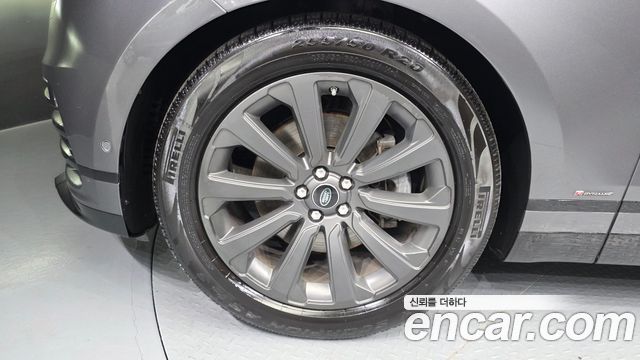 Land Rover Range Rover Velar 3.0 D300 R-Dynamic SE 2019 — фото 5