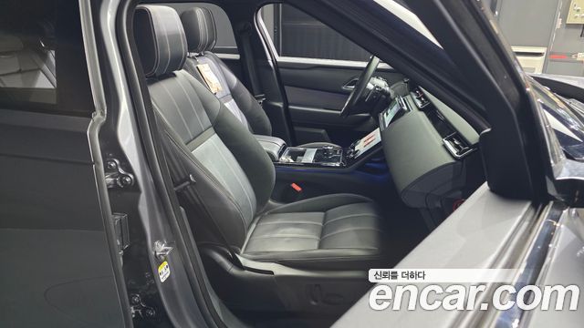 Land Rover Range Rover Velar 3.0 D300 R-Dynamic SE 2019 — фото 12