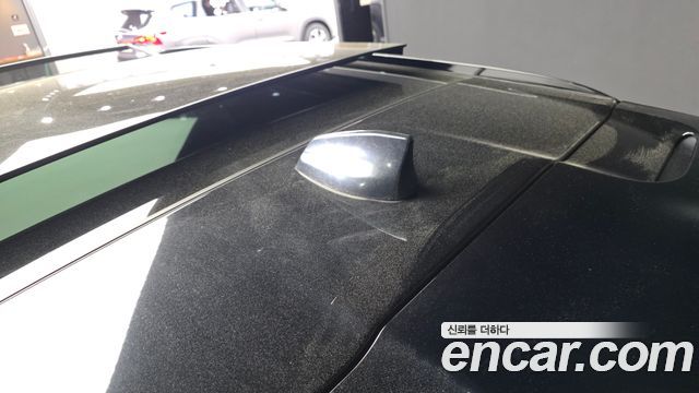 Land Rover Range Rover Velar 3.0 D300 R-Dynamic SE 2019 — фото 33