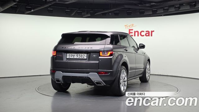 Land Rover Range Rover Evoque 2.0 TD4 HSE Dynamic 2019 — фото 2