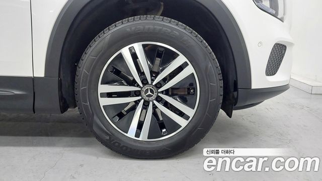 Mercedes-Benz GLB-Class (X247) GLB200 d 2021 — фото 5