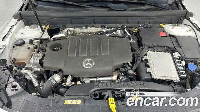 Mercedes-Benz GLB-Class (X247) GLB200 d 2021 — фото 6