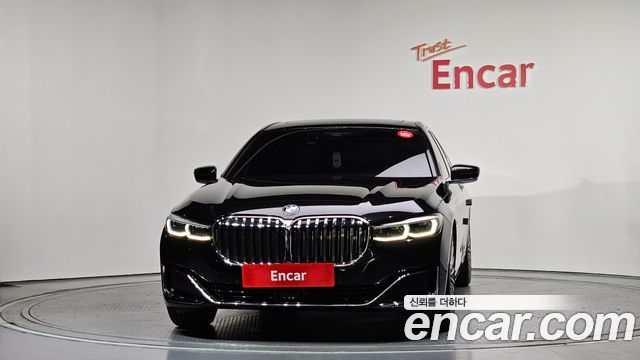 BMW 7 Series (G11) 740i Design Pure Excellence 2021 — фото 3