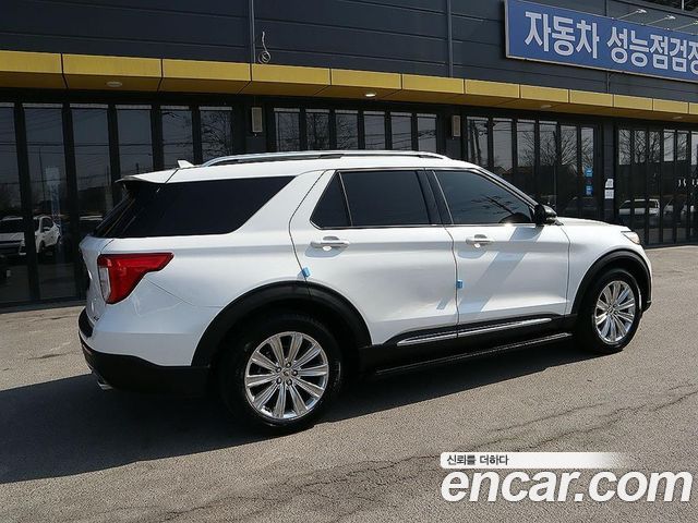 Ford Explorer (VI) 2.3 LimIted 4WD 2021 — фото 3