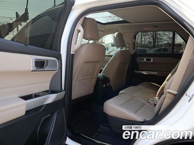 Ford Explorer (VI) 2.3 LimIted 4WD 2021 — фото 7