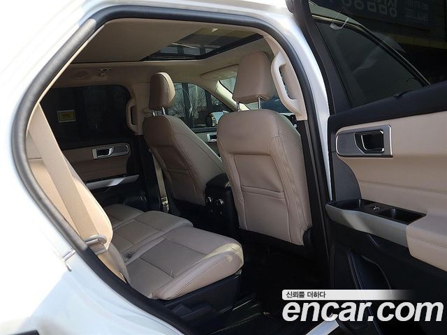 Ford Explorer (VI) 2.3 LimIted 4WD 2021 — фото 18
