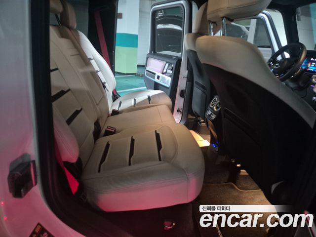 Mercedes-Benz G-Class (W465) AMG G63 2025 — фото 24