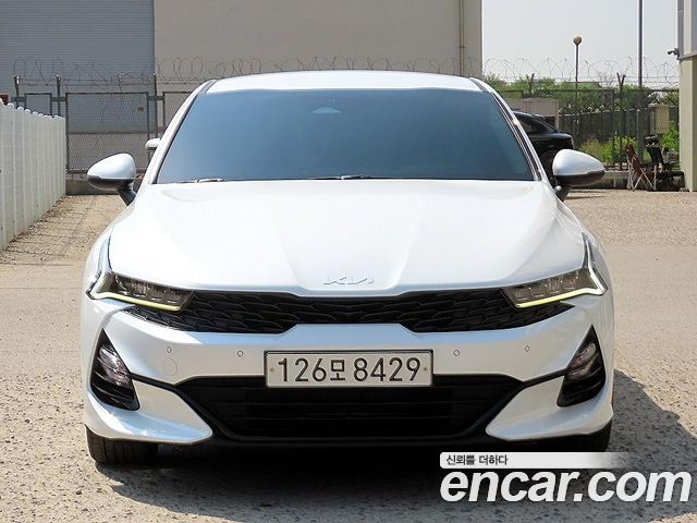 Kia K5 (III) 2.0 Prestige 2022 — фото 1