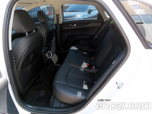 Kia K5 (III) 2.0 Prestige 2022 — фото 6