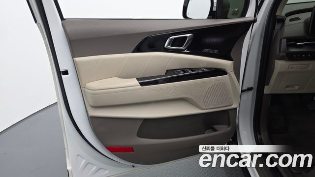 Kia Carnival (IV) Gasoline 7-Seater Signature 2021 — фото 24