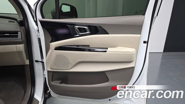 Kia Carnival (IV) Gasoline 7-Seater Signature 2021 — фото 25