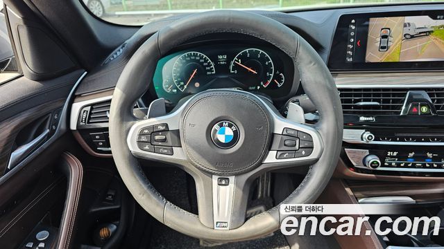 BMW 5 Series (G30) 520d xDrive M Sport Package Plus 2019 — фото 13