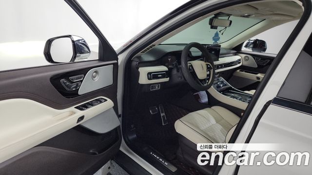 Lincoln Aviator (II) 3.0 Black Label AWD 2021 — фото 10