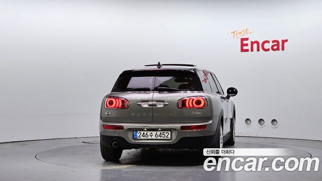 MINI Cooper D Clubman High 2nd 2018 — фото 4
