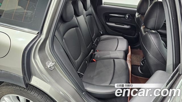 MINI Cooper D Clubman High 2nd 2018 — фото 11
