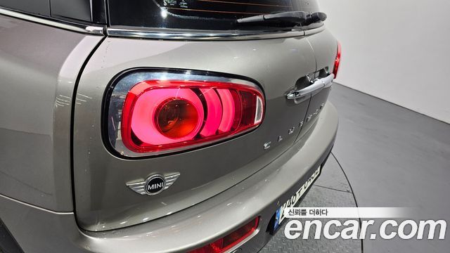 MINI Cooper D Clubman High 2nd 2018 — фото 23