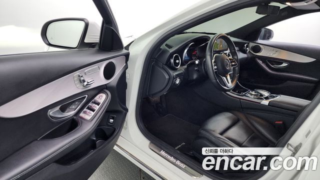 Mercedes-Benz C-Class (W205) C220 d 4MATIC 2020 — фото 10