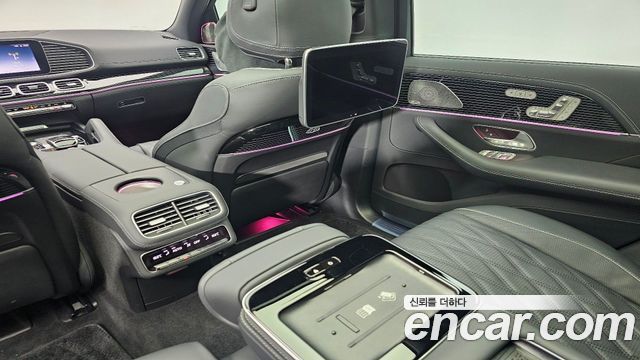 Mercedes-Benz GLS-Class (X167) Maybach GLS600 4MATIC 2025 — фото 18