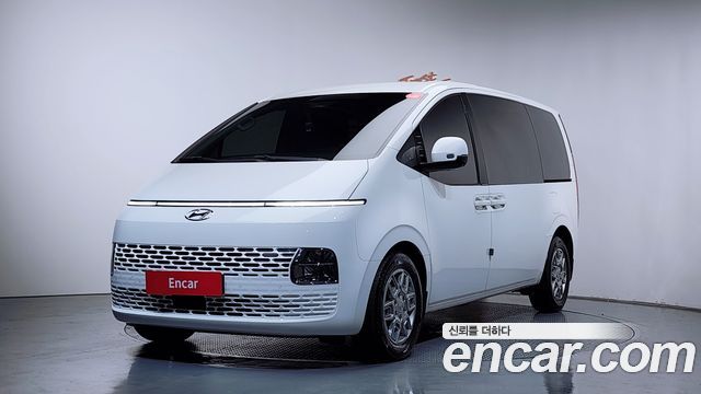 Hyundai Staria Cargo 3-Seater Modern 2023 — фото 3
