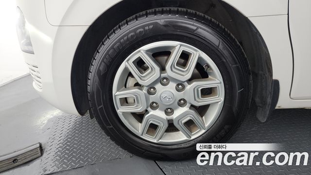 Hyundai Staria Cargo 3-Seater Modern 2023 — фото 5