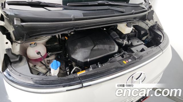 Hyundai Staria Cargo 3-Seater Modern 2023 — фото 6
