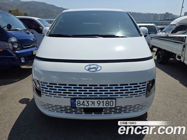 Hyundai Staria Cargo 3-Seater Modern 2023 — фото 3