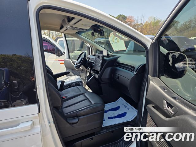 Hyundai Staria Cargo 3-Seater Modern 2023 — фото 10