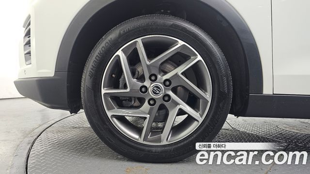 KG Mobility (SsangYong) Very New Tivoli Gasoline 1.5 2WD V3 2022 — фото 5