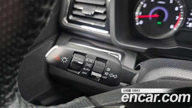 KG Mobility (SsangYong) Very New Tivoli Gasoline 1.5 2WD V3 2022 — фото 29