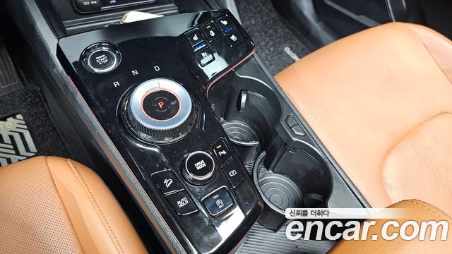 Kia Sportage (V) Gasoline 1.6 Turbo 2WD Signature 2022 — фото 9