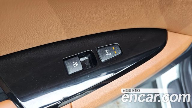 Kia Sportage (V) Gasoline 1.6 Turbo 2WD Signature 2022 — фото 11