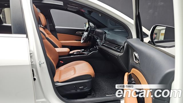 Kia Sportage (V) Gasoline 1.6 Turbo 2WD Signature 2022 — фото 18