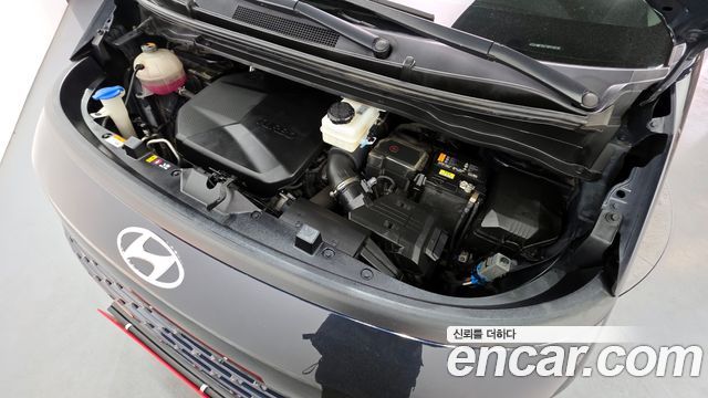Hyundai Staria Cargo 3-Seater Modern 2023 — фото 6