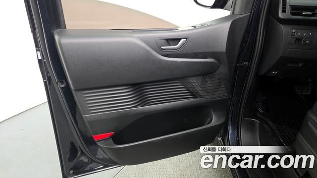 Hyundai Staria Cargo 3-Seater Modern 2023 — фото 25