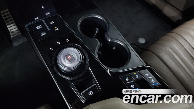 Kia K8 Hybrid Signature 2022 — фото 9