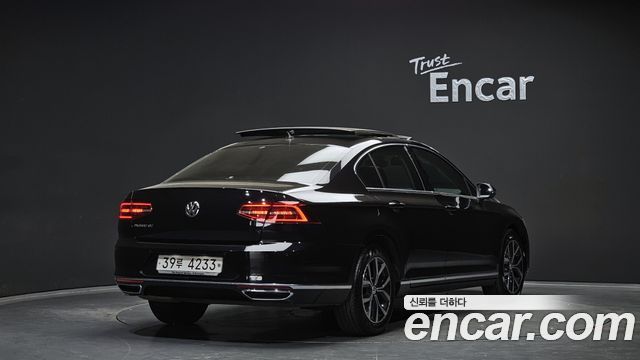 Volkswagen Passat GT (B8) 2.0 TDI Premium 2018 — фото 2