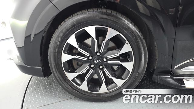 Kia Carnival (IV) Gasoline 7-Seater Hi-Limousine Signature 2021 — фото 5