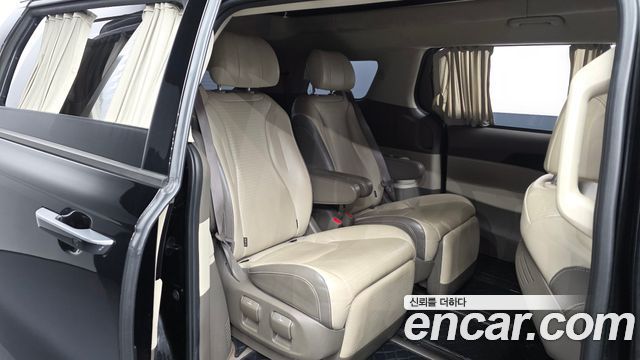 Kia Carnival (IV) Gasoline 7-Seater Hi-Limousine Signature 2021 — фото 12