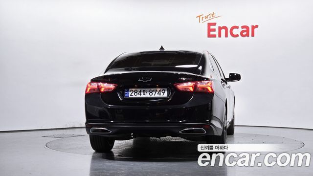 Chevrolet Malibu 2.0 Turbo Redline 2022 — фото 4
