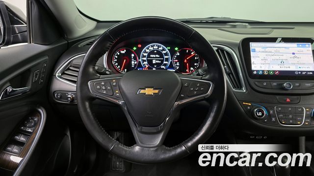 Chevrolet Malibu 2.0 Turbo Redline 2022 — фото 12