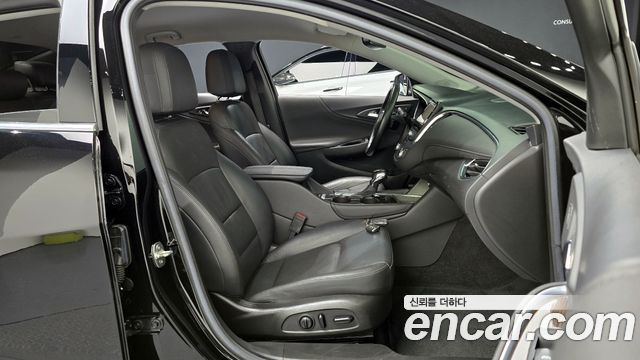Chevrolet Malibu 2.0 Turbo Redline 2022 — фото 26