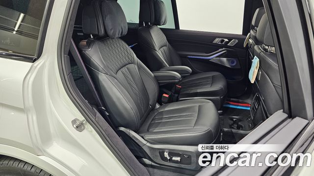 BMW X7 (G07) M60i xDrive M sport 6STR 2024 — фото 11