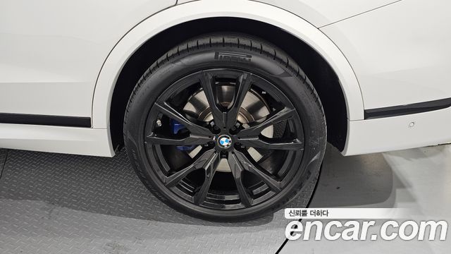 BMW X7 (G07) M60i xDrive M sport 6STR 2024 — фото 21