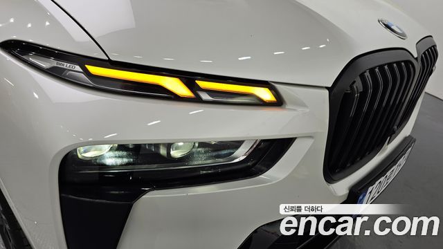 BMW X7 (G07) M60i xDrive M sport 6STR 2024 — фото 22